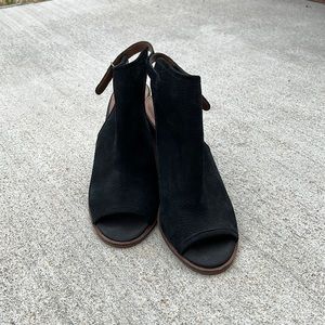Lucky Brand black open back booties